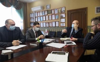 Вязьмичи выбирают, муниципалитет благоустраивает.