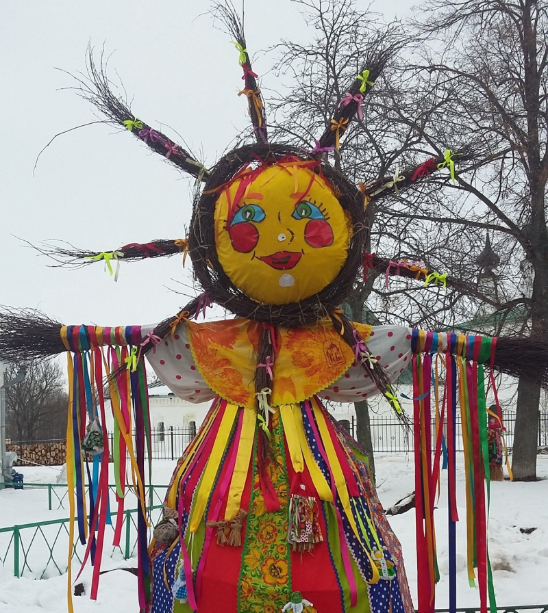 Музей-заповедник «Хмелита» объявляет конкурс «Сударыня Масленица» на лучшую масленичную куклу-чучело