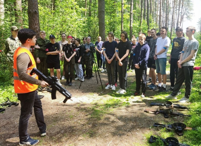 Накануне Дня города Вязьмы на Русятке прошел турнир по лазертагу