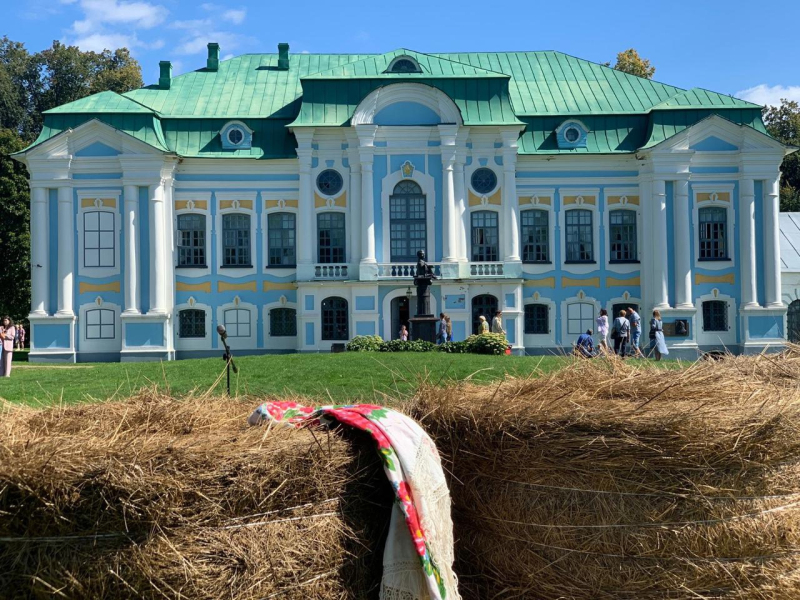 В музее-заповеднике «Хмелита» пройдет «Яблочная суббота»