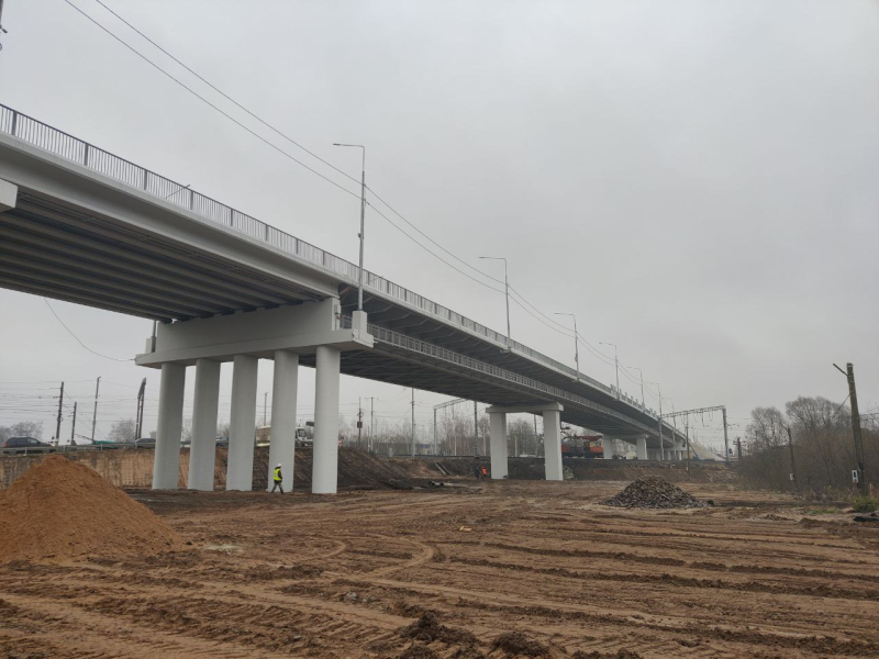В рекордные сроки завершено строительство путепровода через железнодорожные пути в Вязьме