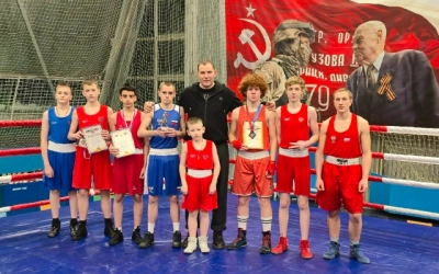 Вяземские боксеры успешно представили город на региональных соревнованиях!