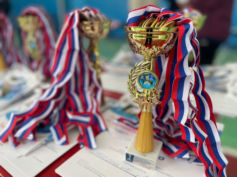 Муниципальный этап соревнований по баскетболу 4х4 в рамках областного партийного конкурса «Знаете, каким он парнем был!» прошел в Вязьме