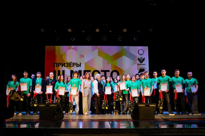 В Смоленске подвели итоги регионального этапа чемпионата по профессиональному мастерству «Профессионалы»-2026. Более 200 участников, 40 компетенций, 16 площадок.