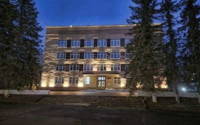 Завершена установка современной архитектурной подсветки на фасаде Вяземской детской школы искусств имени А. С. Даргомыжского.