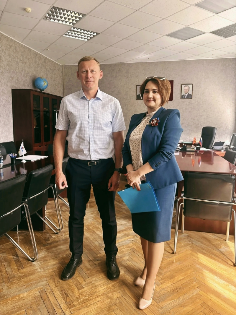 Глава округа Олег Смоляков провел встречу с депутатом Вяземского окружного совета депутатов, заместителем руководителя фракции