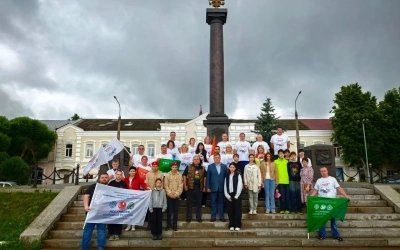 Память поколений: в городе воинской славы Вязьма встретили участников патриотического автопробега