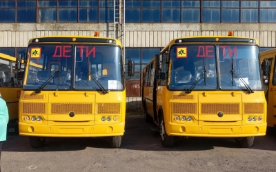 Две школы Вяземского округа получили новые школьные автобусы