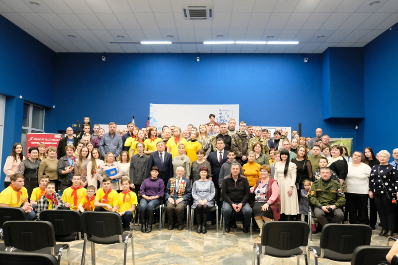 В Культурно-выставочном центре состоялось торжественное мероприятие, посвященное Дню смоленского поисковика