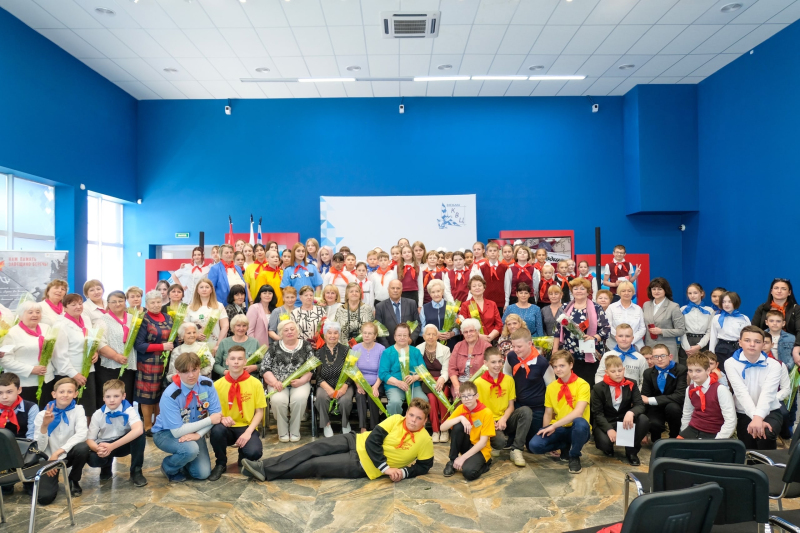 В Культурно-выставочном центре 17 мая состоялась праздничная встреча 