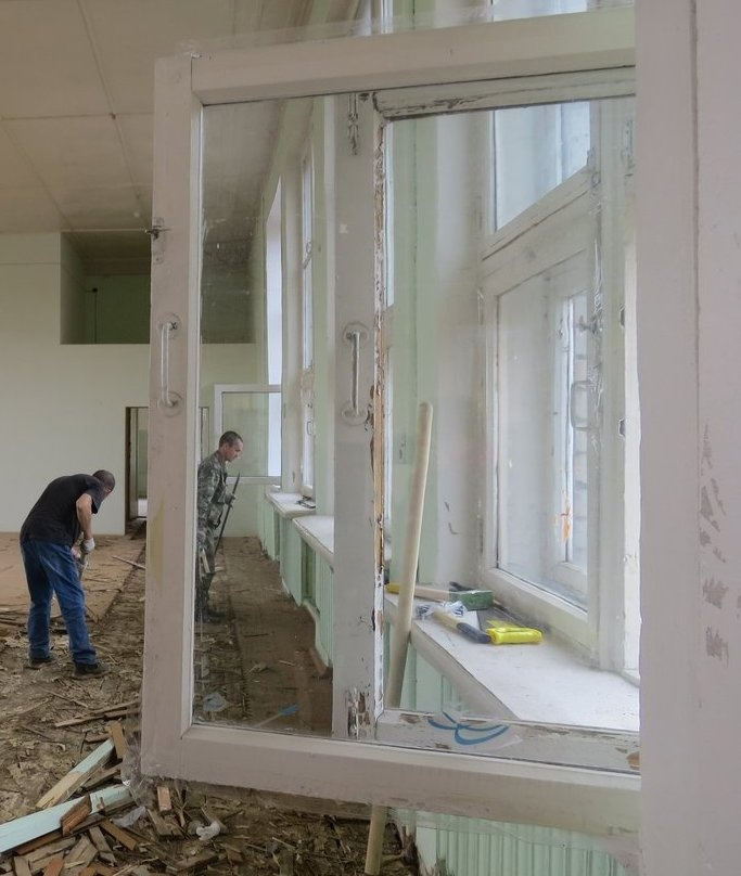 Во всех городских школах идут ремонтные работы, приобретается новое оборудование!