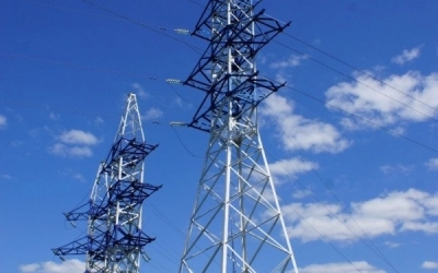 Смоленскэнерго предупреждает: эксплуатация крупногабаритной техники в охранных зонах ЛЭП смертельно опасна