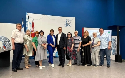 Соглашение о сотрудничестве Администрации Вяземского района и Московского Академического театра Сатиры было подписано 31 мая