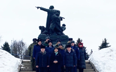 Церемония возложения цветов к Вечному огню прошла 21 февраля