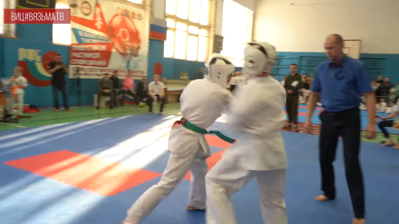 Почти триста каратистов собрались в Вязьме!